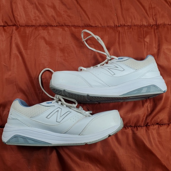 New Balance Women's 928 V3 Lace-up Walking Shoe Size 9 White - Picture 9 of 16